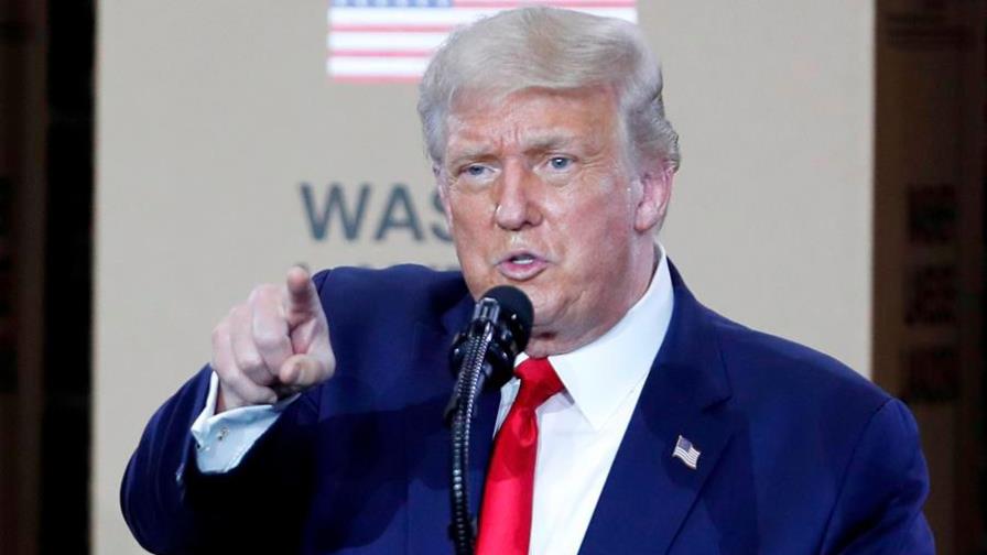 Trump extiende ayudas económicas ante el bloqueo en el Congreso de EE.UU.