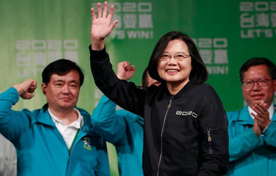 Tsai arrasa en elecciones de Taiwán y espera que China sepa entender la señal