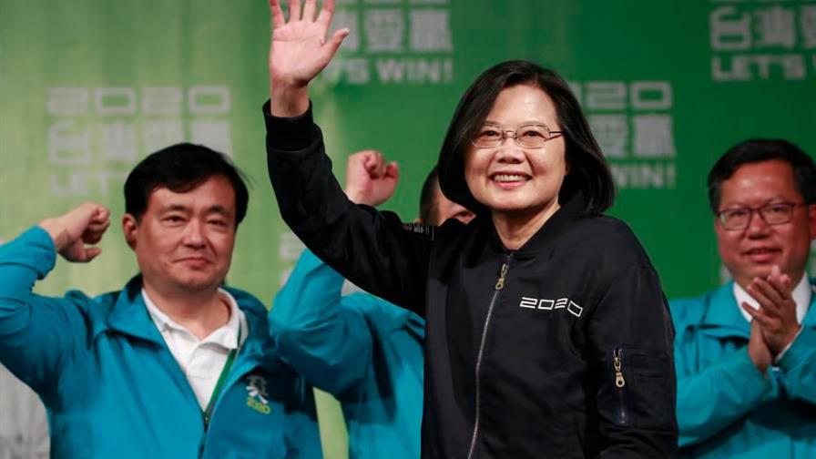 Tsai arrasa en elecciones de Taiwán y espera que China sepa entender la señal
