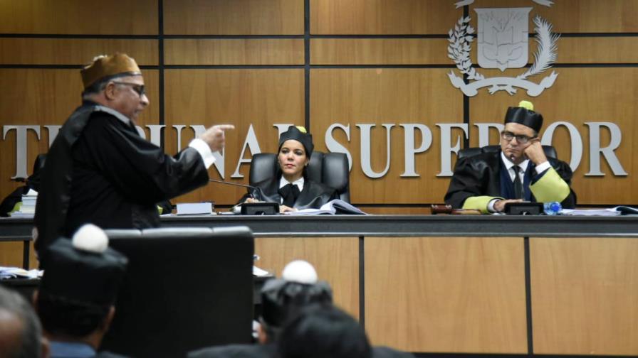 Tribunal Electoral se declara competente para conocer recurso que interpuso Leonel