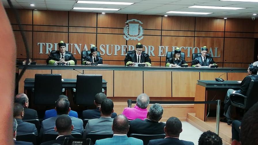 TSE vuelve a anular modificación a estatutos ratificaron a Miguel Vargas presidente del PRD TSE vuelve a anular modificación a estatutos ratificaron a Miguel Vargas presidente del PRD