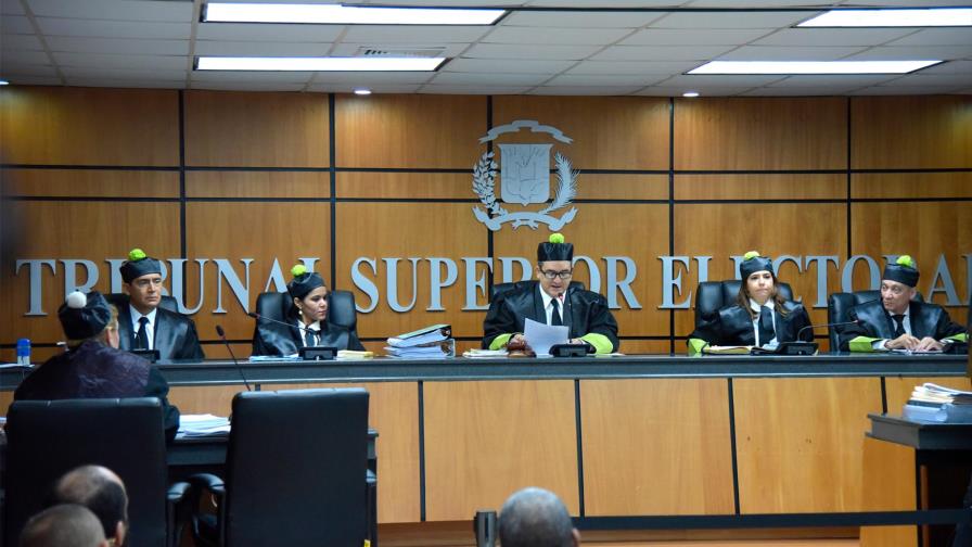 Dos jueces del TSE hacen fuertes cuestionamientos a sentencia PRD