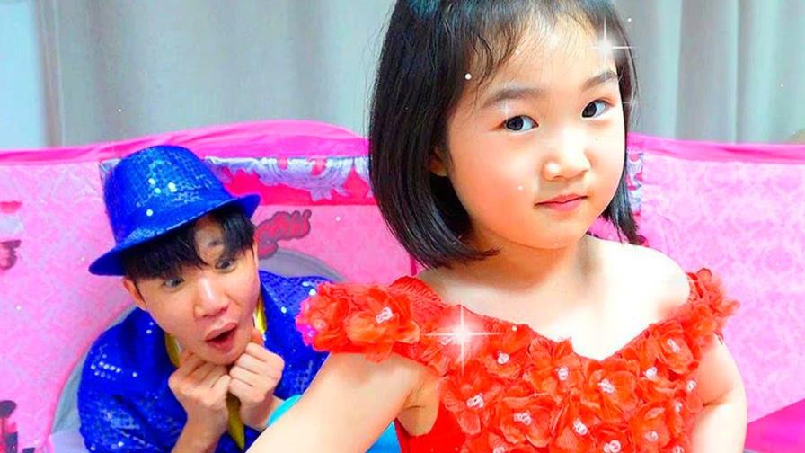 Youtuber de seis años compra casa de ocho millones de dólares Youtuber de seis años compra casa de ocho millones de dólares