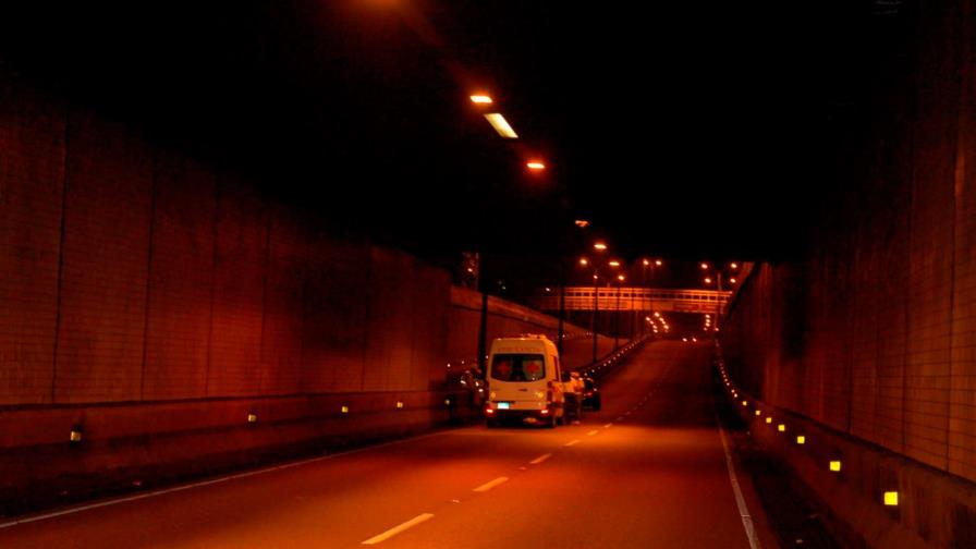 Cerrarán túneles de las Américas y 27 de Febrero para señalizarlos