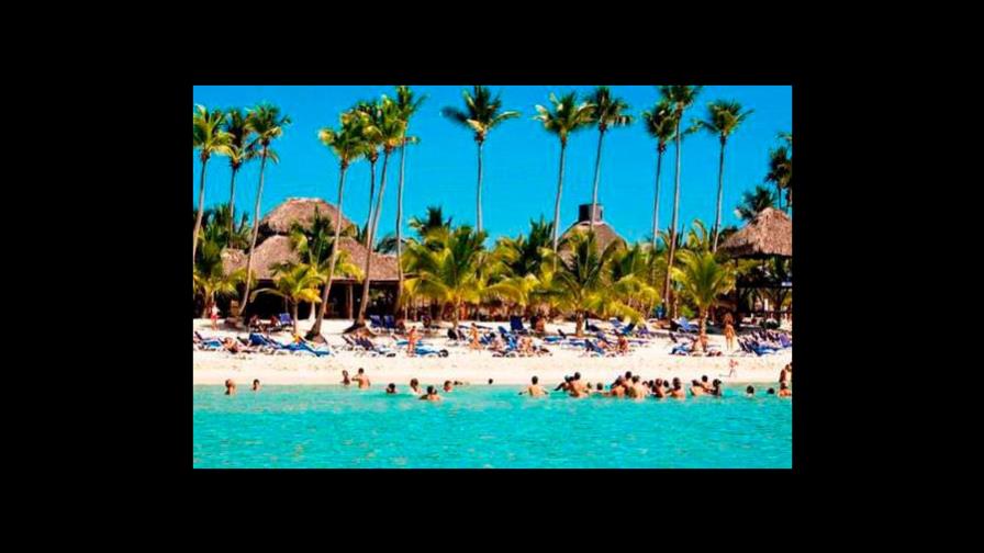 Estados Unidos baja nivel de alerta de viajes hacia República Dominicana