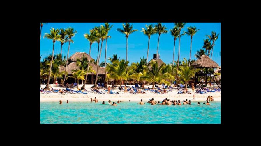 Economía dominicana dejó de percibir más de US$700 millones por el cierre del turismo en Punta Cana Economía dominicana dejó de percibir más de US$700 millones por el cierre del turismo en Punta Cana
