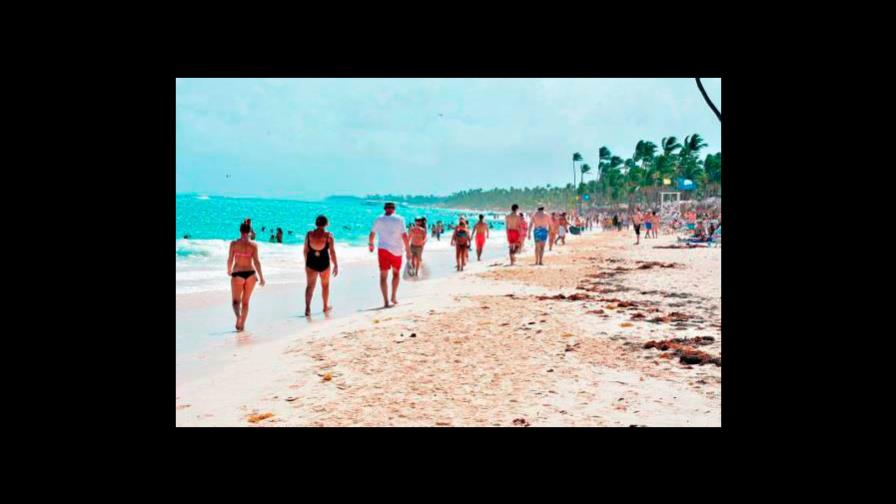 Las nuevas reglas de prueba de COVID-19 crean obstáculos para el Caribe con un gran número de turistas