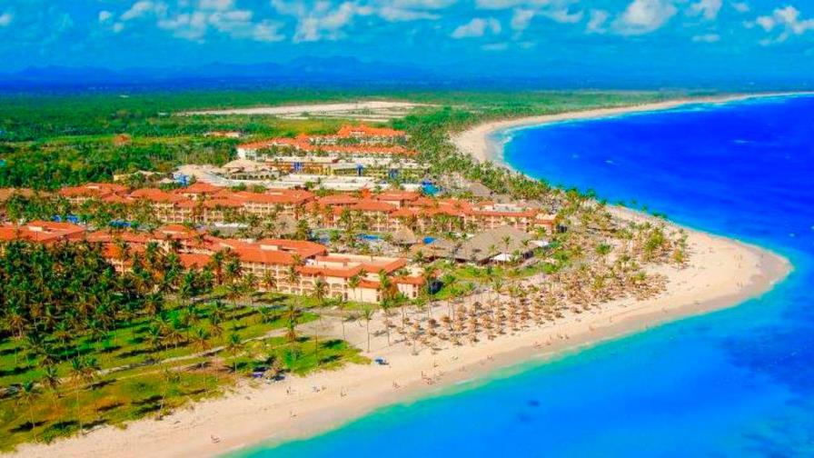 Llegada de turistas a República Dominicana cae en enero tras 6 meses de recuperación