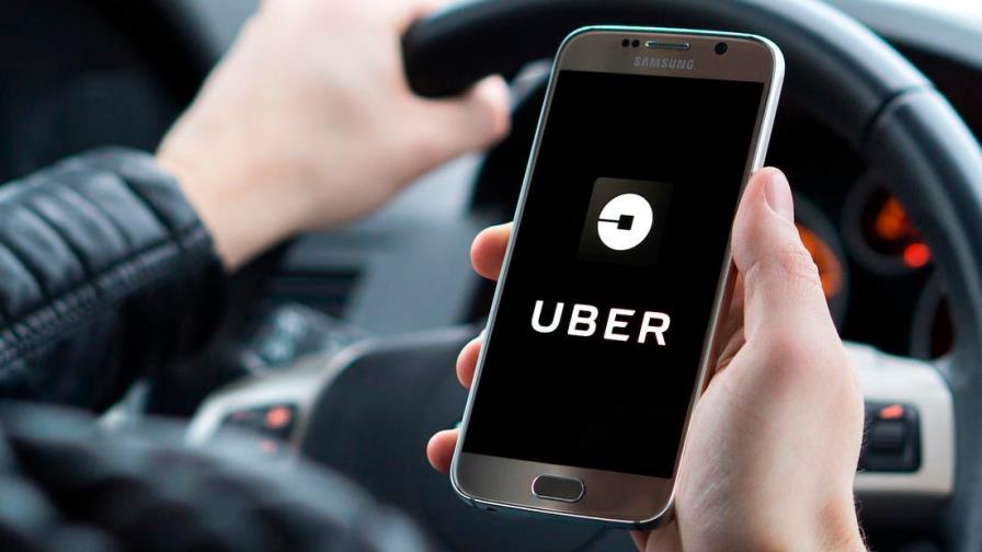 Conductores de Uber deberán tener derechos básicos y vacaciones pagadas en el Reino Unido