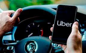 Caso INTRANT vs plataformas digitales: Adaptación o extinción Caso INTRANT vs plataformas digitales: Adaptación o extinción