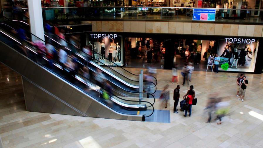 Casi 50 tiendas cerraron al día en Reino Unido en el primer semestre del año Casi 50 tiendas cerraron al día en Reino Unido en el primer semestre del año