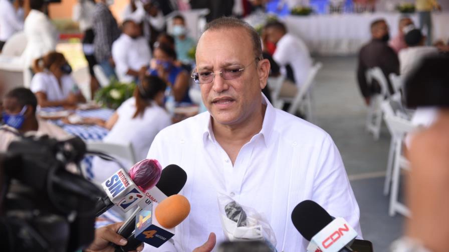 Destituyen 16 subdirectores que cobraban sin trabajar en Proindustria