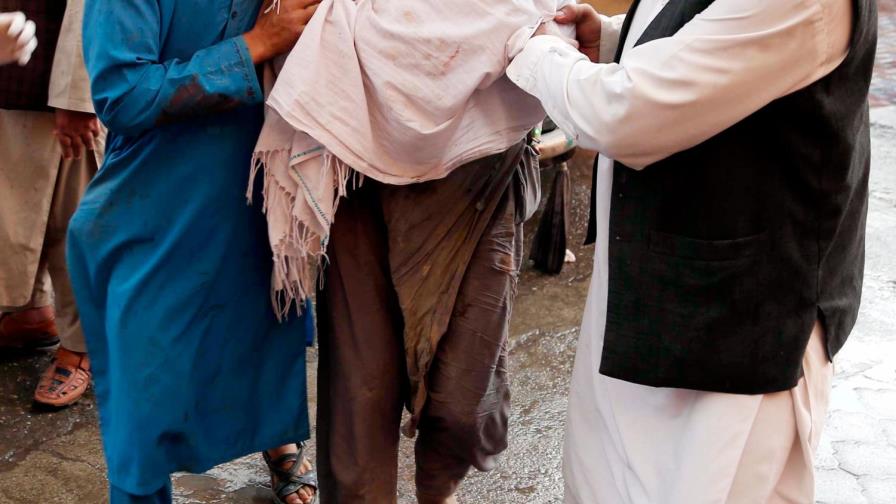 Suben a 62 muertos y 36 heridos las víctimas de atentado en mezquita afgana