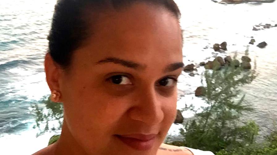 Arrestan maestra por sostener relaciones sexuales con estudiante en El Bronx 