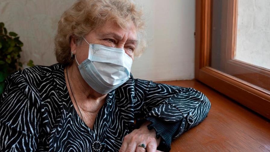 Mujer de 101 años supera el COVID-19 y sale de alta en Argentina