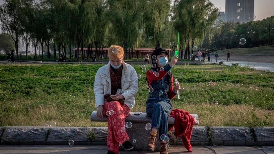 Sobrevivir al coronavirus con lo puesto: la historia de los aldeanos de Wuhan
