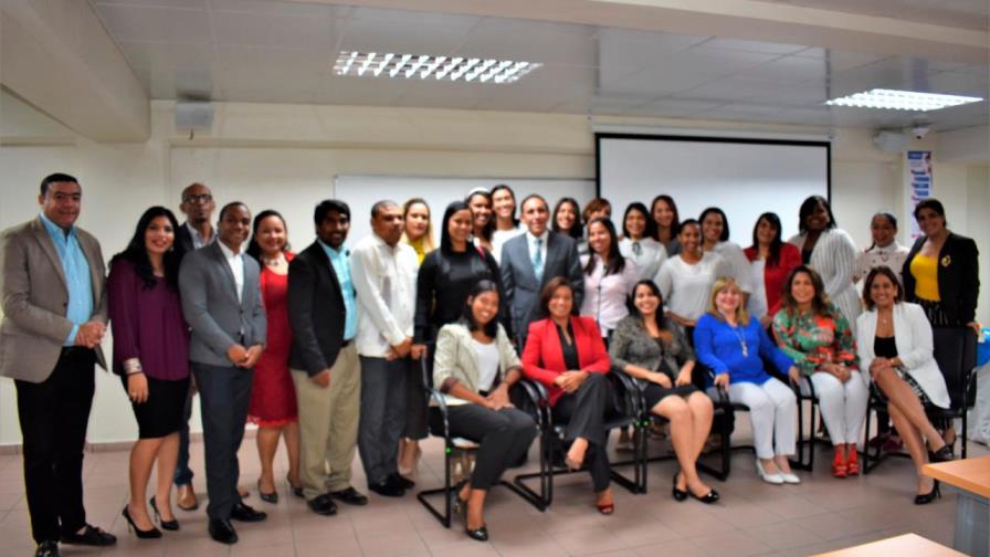 UNAPEC reconoce al filántro dominicano doctor Félix Antonio Cruz Jiminián UNAPEC reconoce al filántro dominicano doctor Félix Antonio Cruz Jiminián