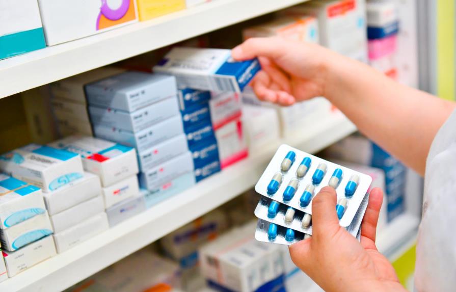 Consternada con la venta de sangre, Unión de Farmacias llama a que tampoco compren medicamentos en colmados