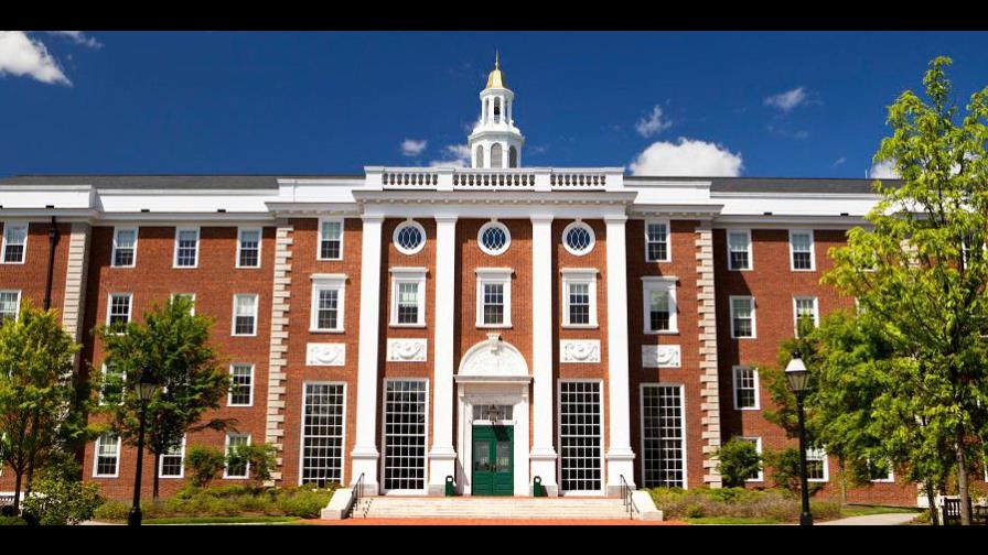 Harvard niega puesto fijo a profesora dominicana y estudiantes firman carta de protesta en solidaridad