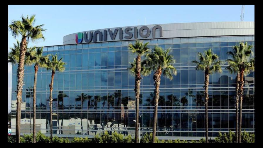 La cadena Univision negocia su venta a un grupo de inversores, según el WSJ