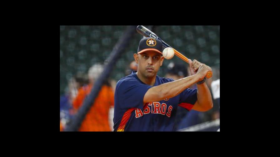 Grandes Ligas suspende a Alex Cora por el resto de 2020 por escándalo de robos de señas Grandes Ligas suspende a Alex Cora por el resto de 2020 por escándalo de robos de señas