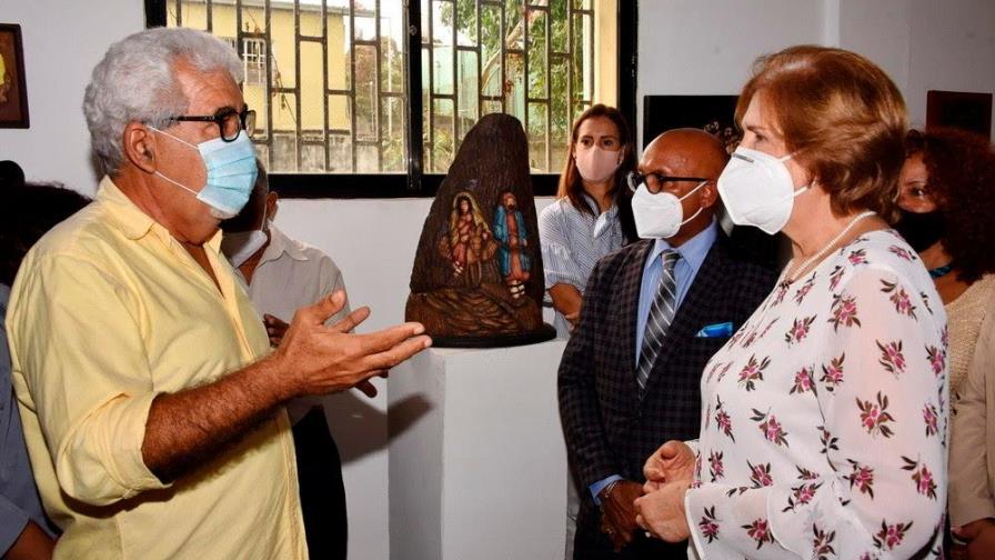 Ministra de Cultura se reúne con artistas de Bonao y La Vega Ministra de Cultura se reúne con artistas de Bonao y La Vega