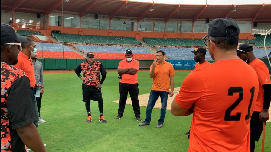 Adames, Maríñez, Peña encabezan inicio entrenamientos Toros