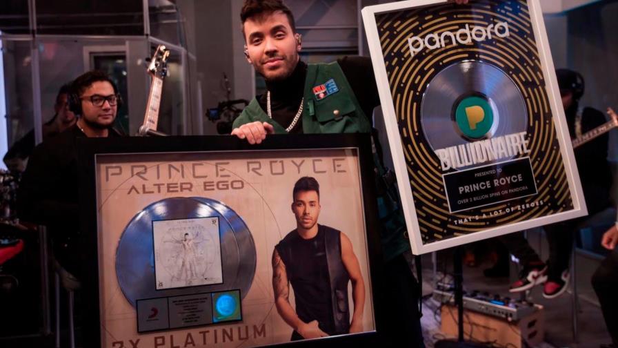 Prince Royce debuta en el #1 listas de Billboard con Alter Ego