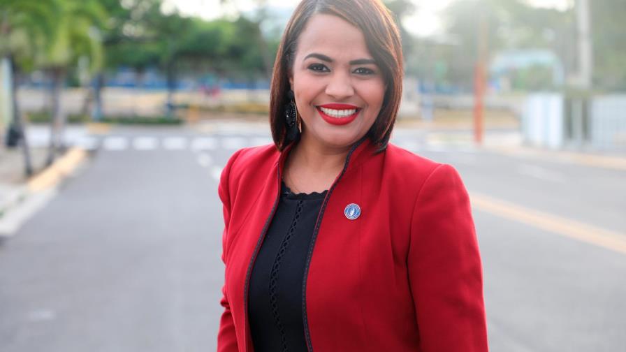 Los locutores reciben salarios que no se corresponden       con su aporte a la sociedad