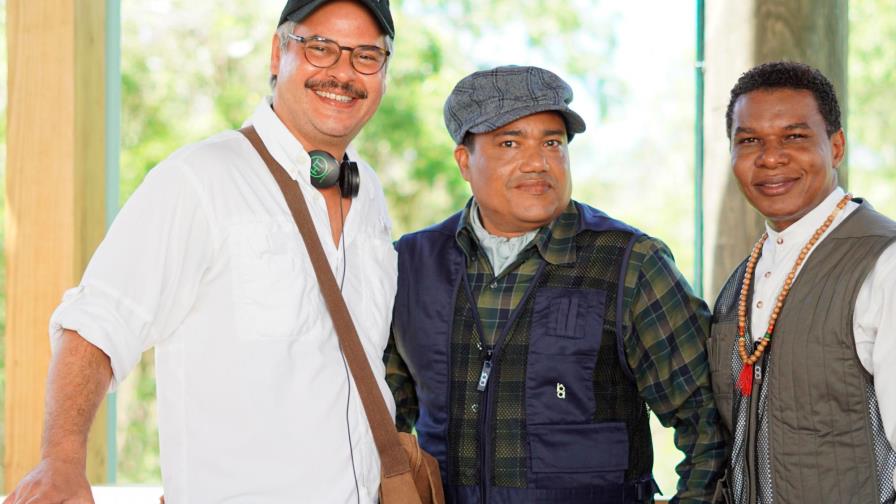 “Los leones” visitan Diario Libre “Los leones” visitan Diario Libre