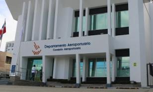 Empleados del Departamento Aeroportuario denuncian falta de pago