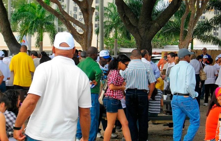 Dominicanos en Florida con opiniones encontradas ante nuevo gobierno de Biden 
