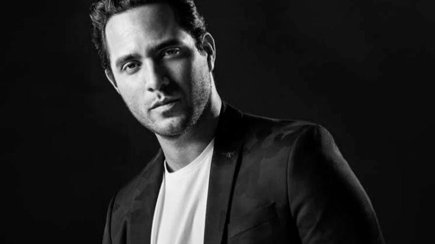 Raeldo López; una voz contestataria, que asume el reto de hacer humor radial con un toque social