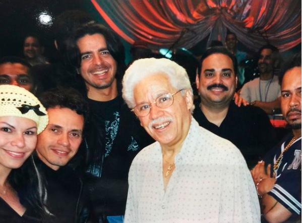 Salseros puertorriqueños expresan su respeto hacia la leyenda Johnny Pacheco