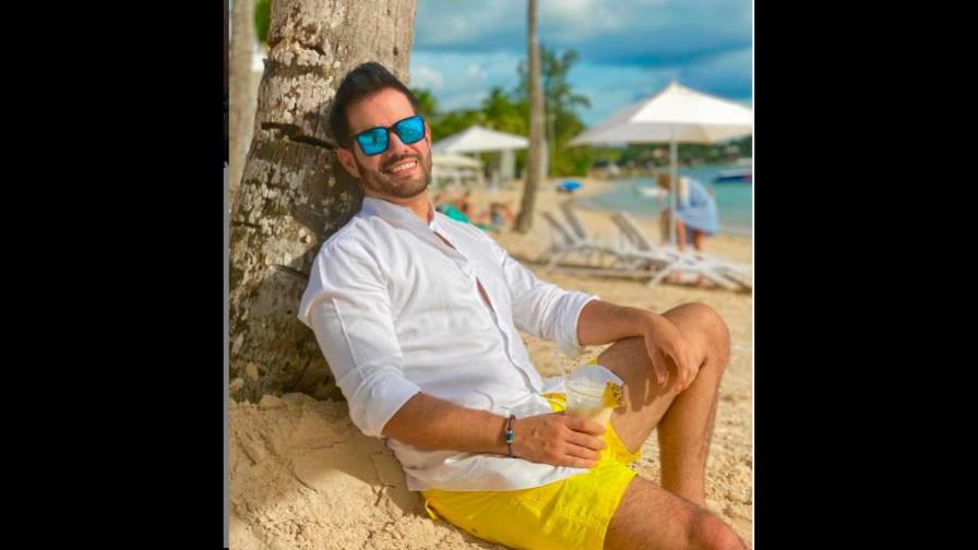 Manny Cruz agradece a Dios por salvar a su esposa