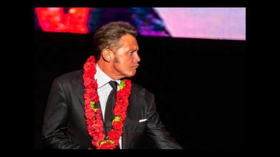 Que hizo Luis Miguel con el dinero que le generó su serie de Netflix