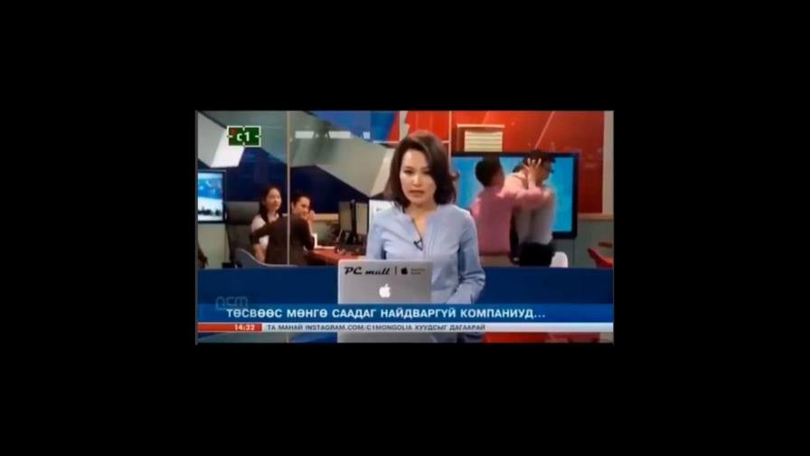 Periodistas se enfrentan a golpes en medio de la transmisión en vivo de un noticiero