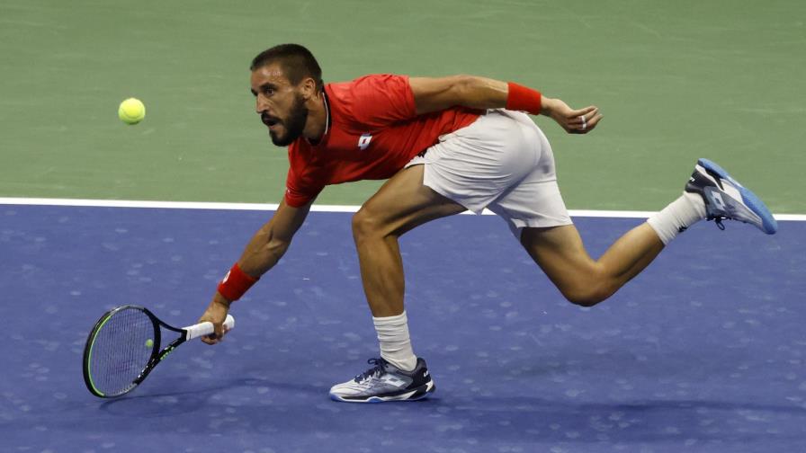 Novak Djokovic gana a Damir Dzumhur y jugará segunda ronda contra Edmund