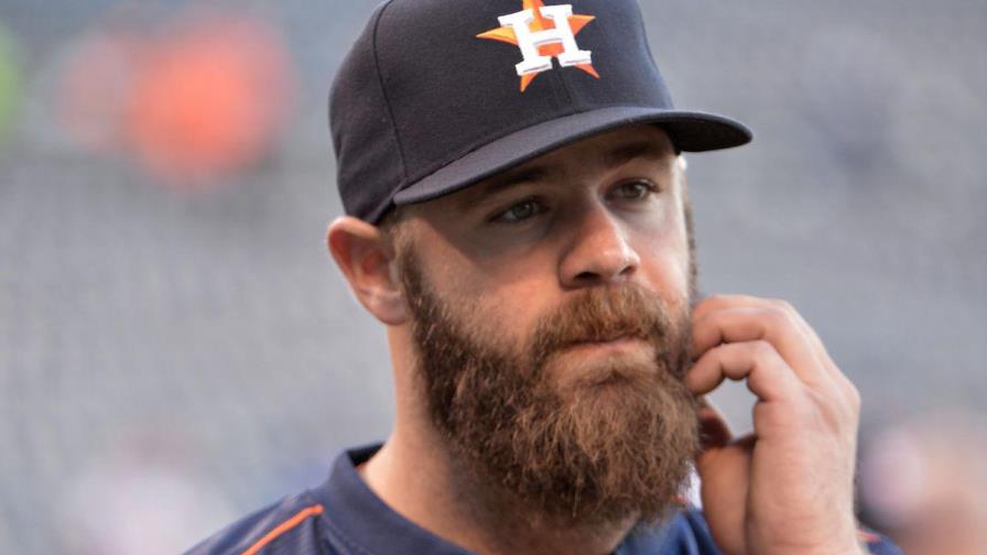 Gattis, exreceptor de Astros, admite engaño y dice que lamenta robo de señas
