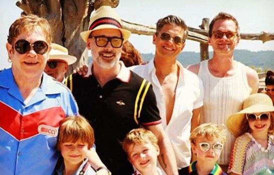 Los famosos gays y sus deseos de ser padres: así son las nuevas familias del espectáculo