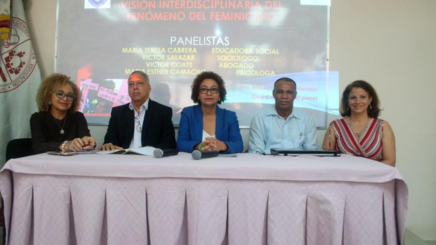 Facultad de Ciencias de la Educación de la UASD inaugura seminario “Mujer y Educación”