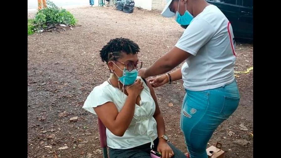 San Pedro de Macorís sobrepasa el 70 % de vacunados contra COVID-19, afirma director provincial de Salud Pública San Pedro de Macorís sobrepasa el 70 % de vacunados contra COVID-19, afirma director provincial de Salud Pública
