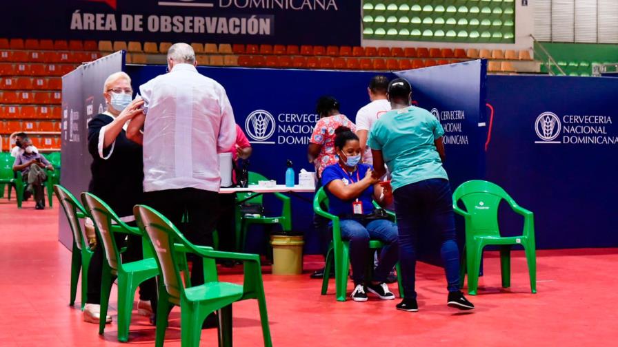 Gobierno extiende estado de emergencia; modifica toque de queda  