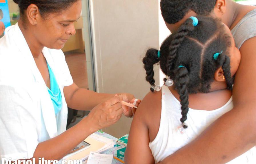 Salud Pública dice que activaron centros de vacunación 