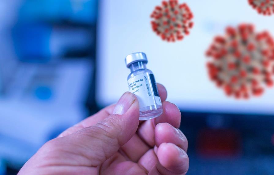 Otra vacuna contra COVID-19 iniciará producción en semanas
