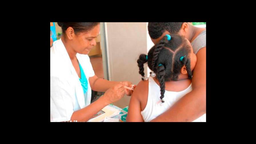 Padres serían responsables de vacunación de los hijos