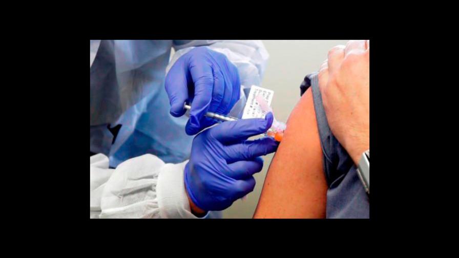 Menores deben ir acompañados de adultos para recibir vacuna contra COVID-19 Menores deben ir acompañados de adultos para recibir vacuna contra COVID-19