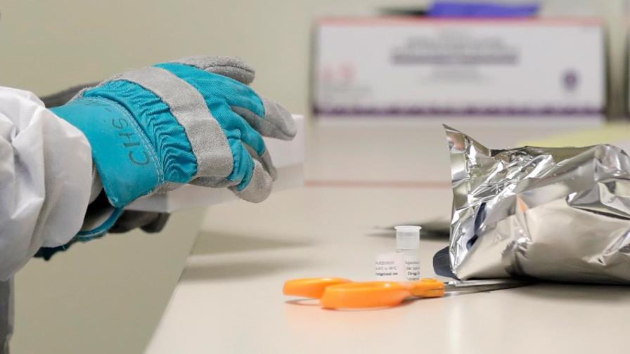 Prueban con éxito las primeras vacunas contra el coronavirus en Francia Prueban con éxito las primeras vacunas contra el coronavirus en Francia
