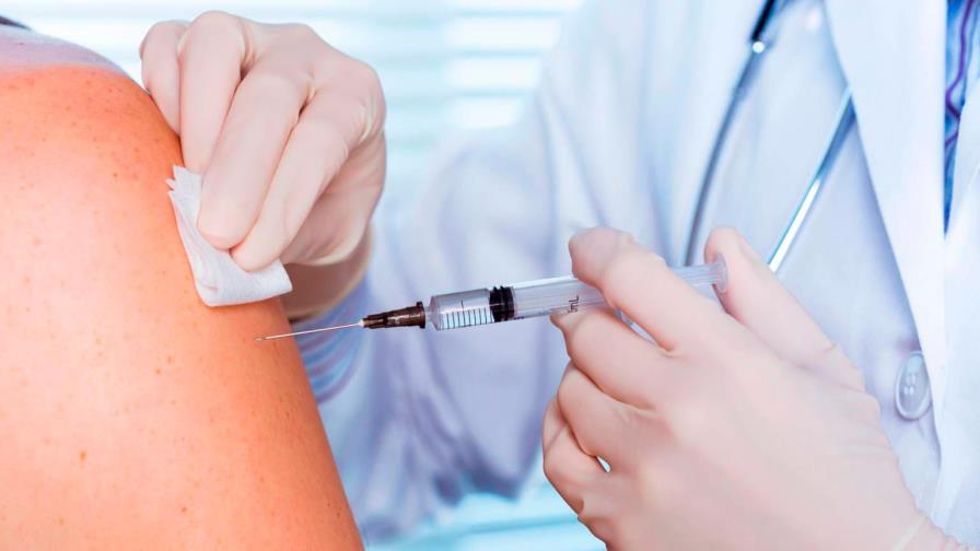 Pruebas de vacuna contra nuevo coronavirus iniciarán en cuatro o cinco meses