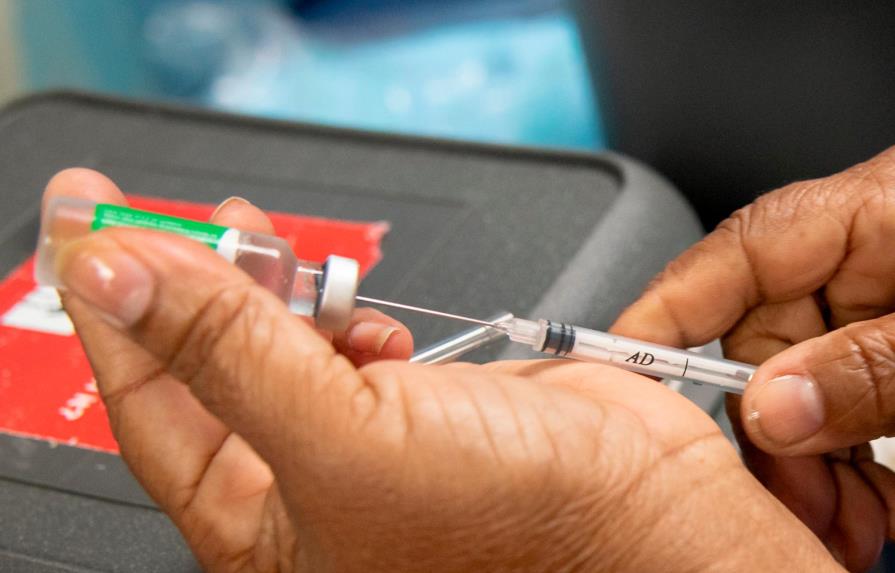 Darán detalles finales sobre envío de vacunas a República Dominicana del Covax